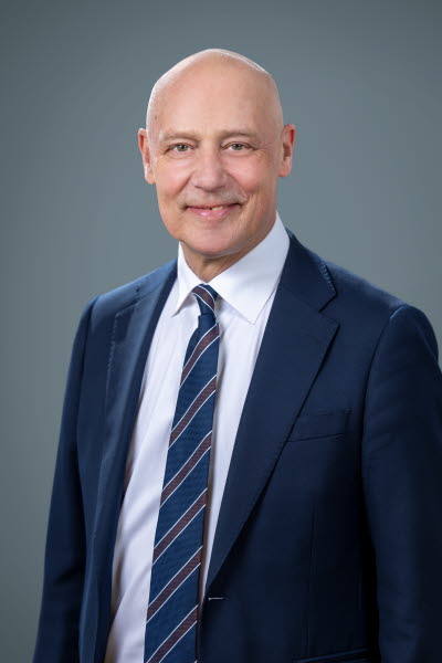 Ulrik Von Essen, justiteråd, Högsta förvaltningsdomstolen