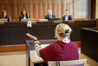 Vittne i en förhandling